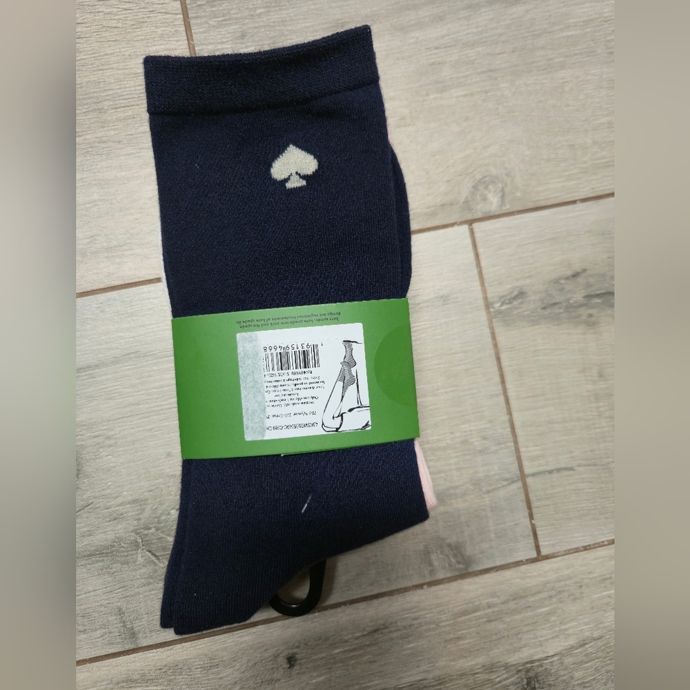 Kate Spade Crew Socks 3 Pack NWT Navy, Pink & Lip Print Bow - Picture 3 of 4